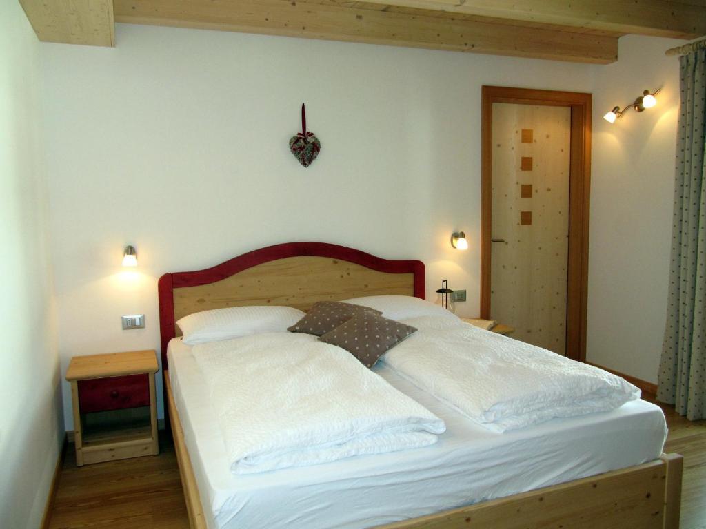 Affittacamere Famiglia Ceschini Tesero Room photo