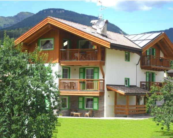 Affittacamere Famiglia Ceschini Tesero Exterior photo